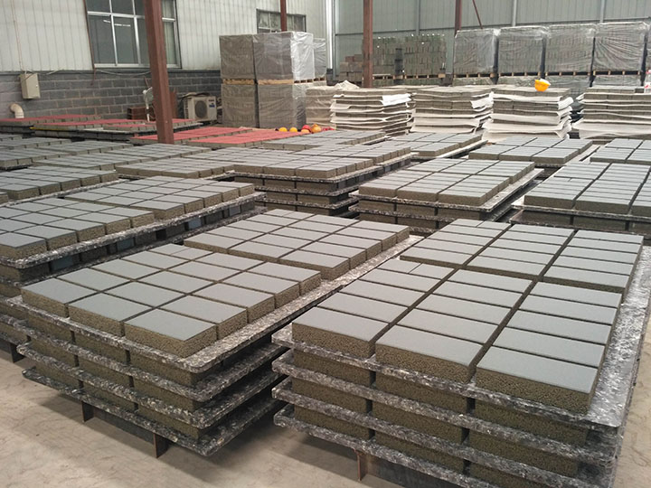 PC仿石磚機運用