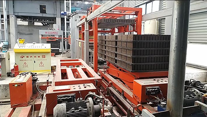 免燒磚軌道窯、免燒磚養(yǎng)護(hù)窯