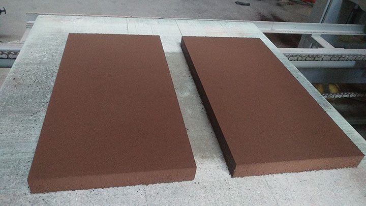 PC仿石磚機(jī)運(yùn)用