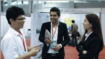 免燒磚機(jī)出口