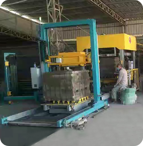 穿箭式免燒磚自動(dòng)打包機(jī)