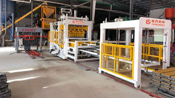 PC磚、透水磚生產(chǎn)現(xiàn)場